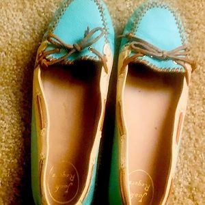 Never-worn Jack Rogers leather mocassins. Super soft and comfortable!